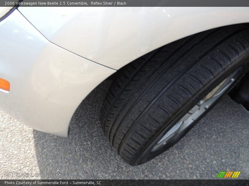Reflex Silver / Black 2006 Volkswagen New Beetle 2.5 Convertible