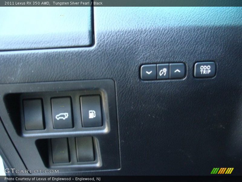 Tungsten Silver Pearl / Black 2011 Lexus RX 350 AWD
