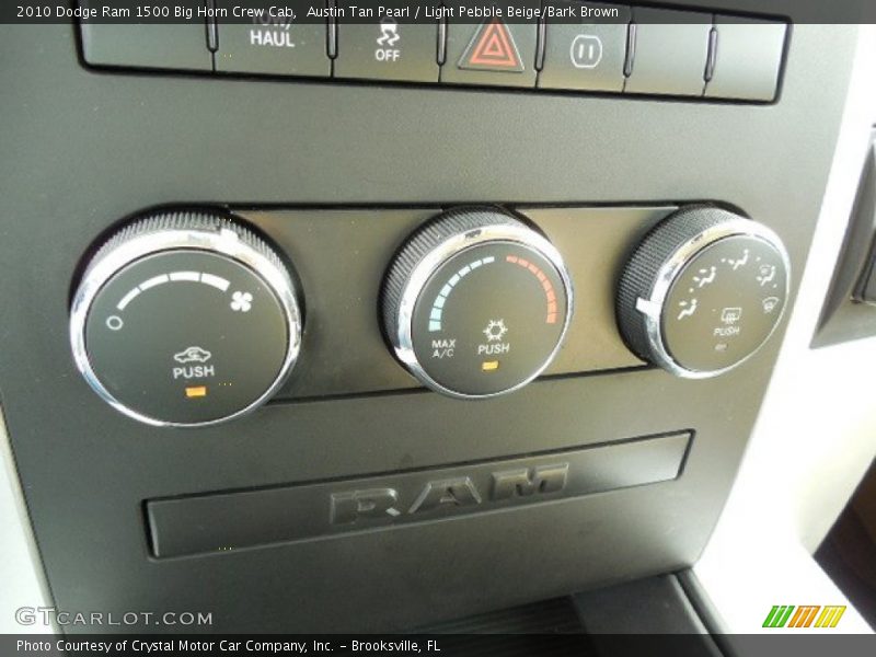 Austin Tan Pearl / Light Pebble Beige/Bark Brown 2010 Dodge Ram 1500 Big Horn Crew Cab