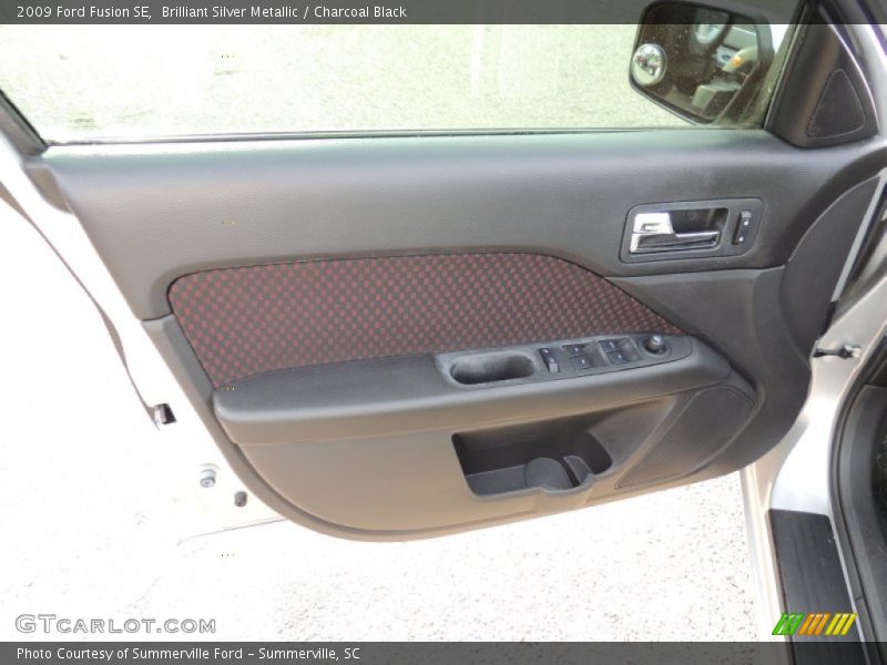 Brilliant Silver Metallic / Charcoal Black 2009 Ford Fusion SE