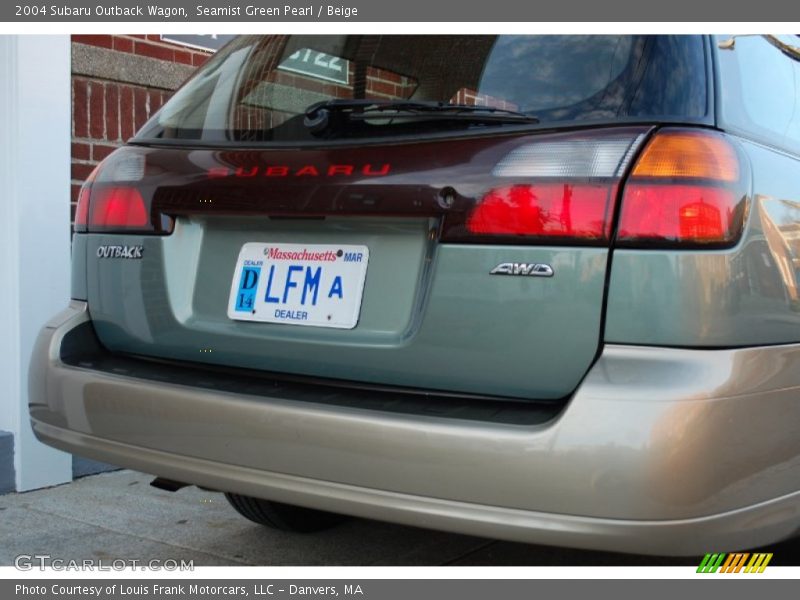 Seamist Green Pearl / Beige 2004 Subaru Outback Wagon
