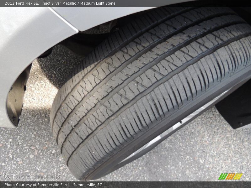Ingot Silver Metallic / Medium Light Stone 2012 Ford Flex SE