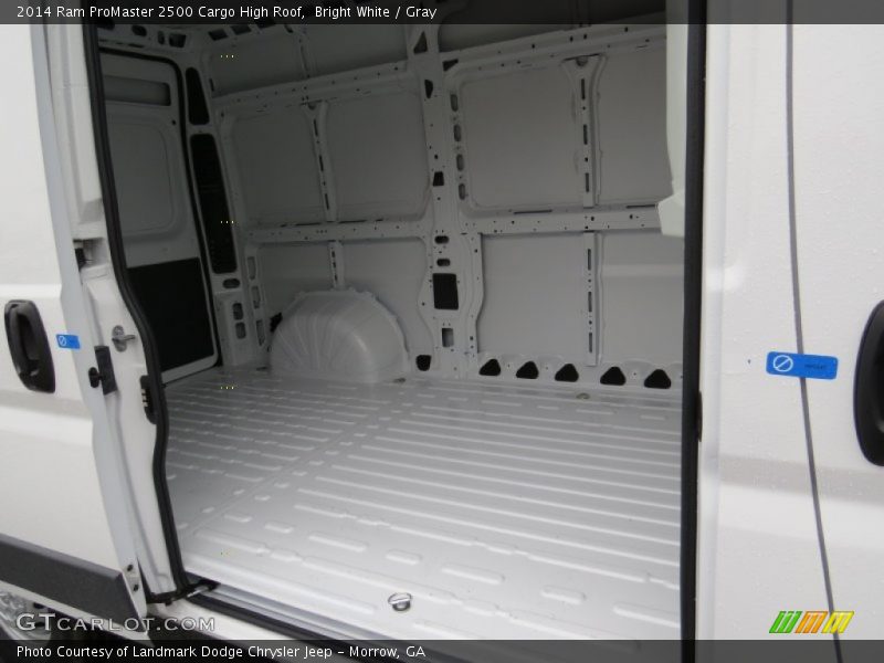  2014 ProMaster 2500 Cargo High Roof Trunk