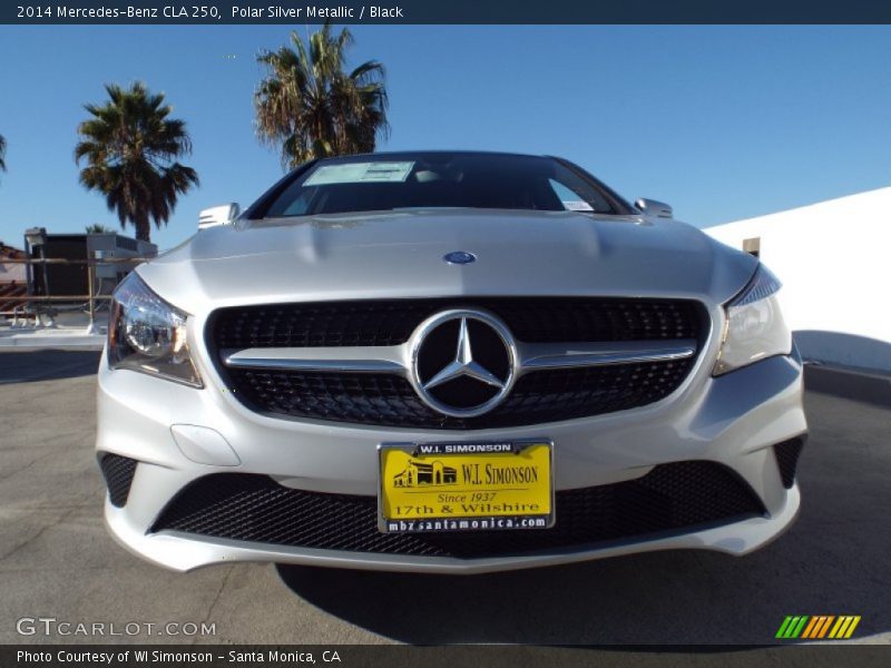Polar Silver Metallic / Black 2014 Mercedes-Benz CLA 250