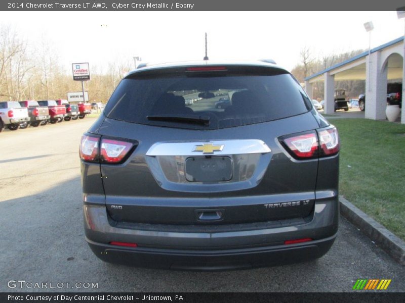 Cyber Grey Metallic / Ebony 2014 Chevrolet Traverse LT AWD