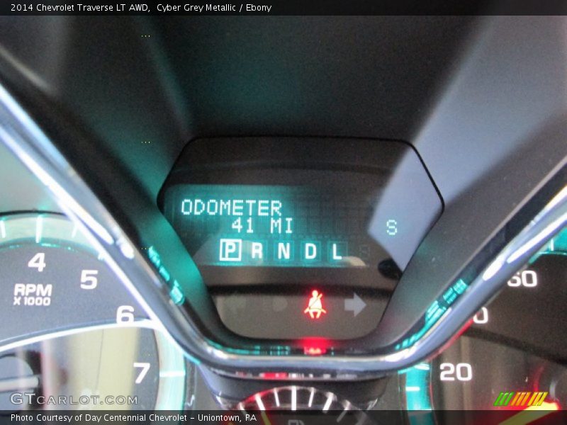 Cyber Grey Metallic / Ebony 2014 Chevrolet Traverse LT AWD