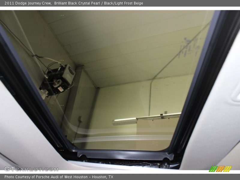 Brilliant Black Crystal Pearl / Black/Light Frost Beige 2011 Dodge Journey Crew