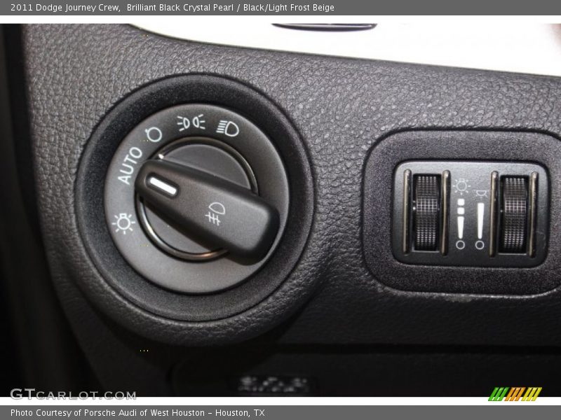 Brilliant Black Crystal Pearl / Black/Light Frost Beige 2011 Dodge Journey Crew