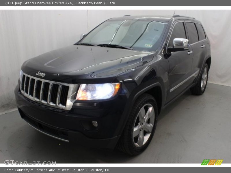 Blackberry Pearl / Black 2011 Jeep Grand Cherokee Limited 4x4