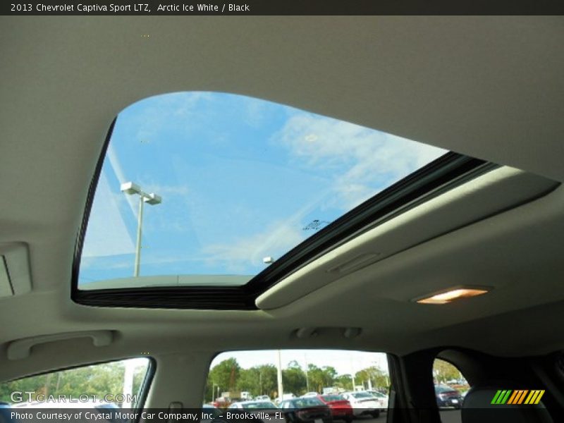 Arctic Ice White / Black 2013 Chevrolet Captiva Sport LTZ