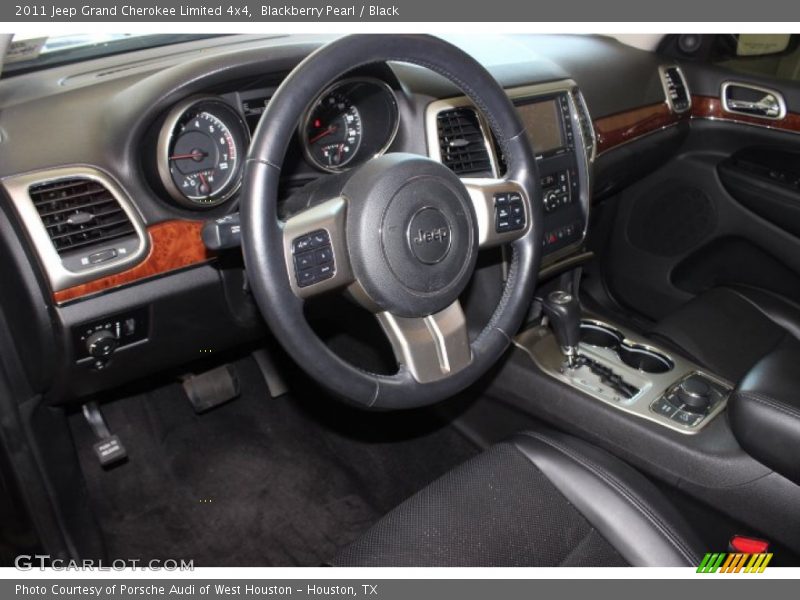 Blackberry Pearl / Black 2011 Jeep Grand Cherokee Limited 4x4