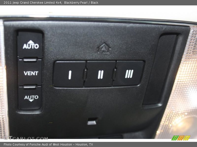 Blackberry Pearl / Black 2011 Jeep Grand Cherokee Limited 4x4