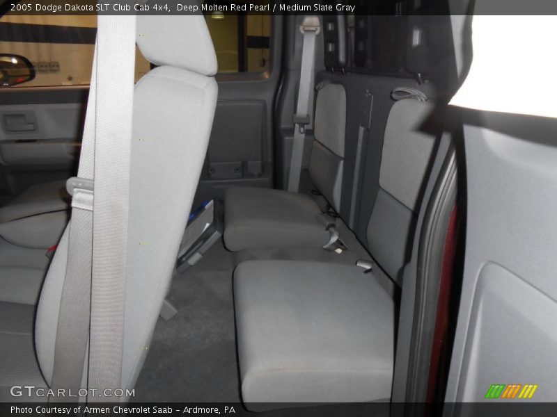 Deep Molten Red Pearl / Medium Slate Gray 2005 Dodge Dakota SLT Club Cab 4x4