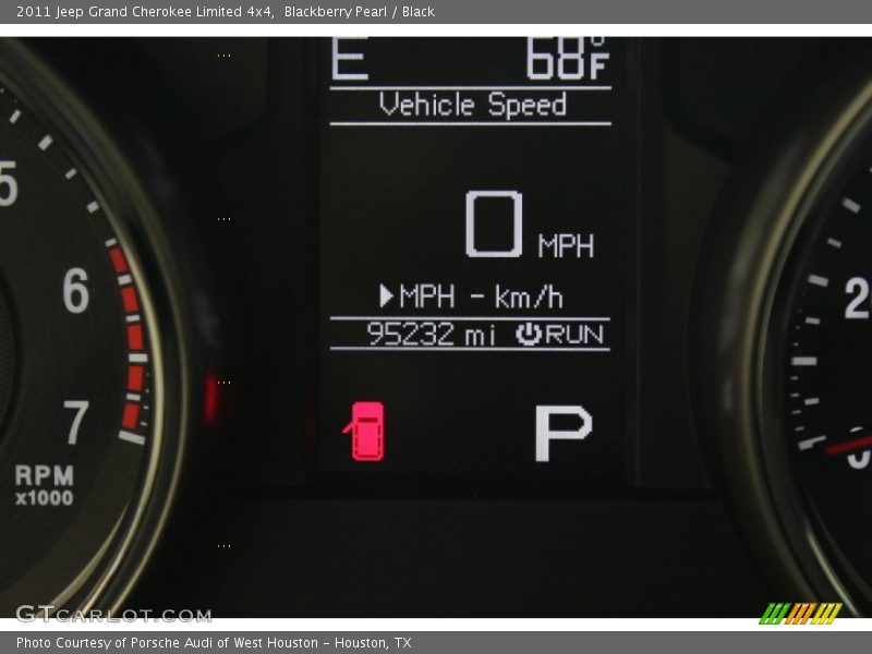Blackberry Pearl / Black 2011 Jeep Grand Cherokee Limited 4x4