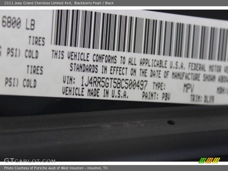 Blackberry Pearl / Black 2011 Jeep Grand Cherokee Limited 4x4