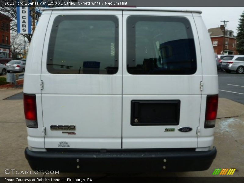 Oxford White / Medium Flint 2011 Ford E Series Van E250 XL Cargo