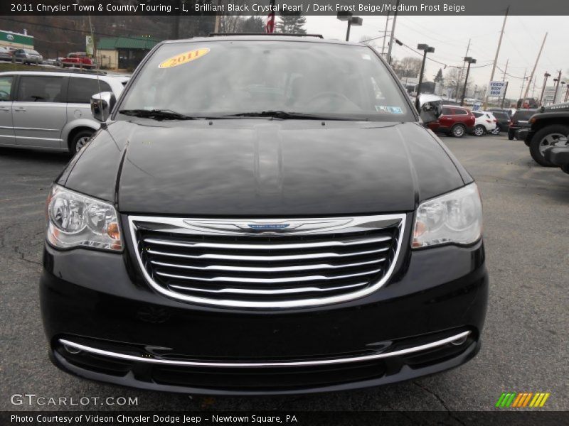 Brilliant Black Crystal Pearl / Dark Frost Beige/Medium Frost Beige 2011 Chrysler Town & Country Touring - L