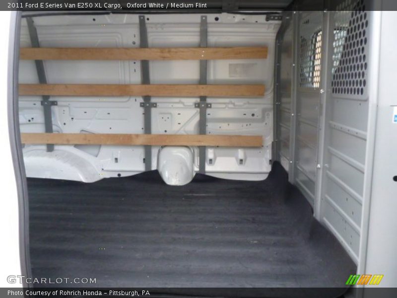 Oxford White / Medium Flint 2011 Ford E Series Van E250 XL Cargo