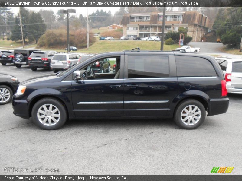 Brilliant Black Crystal Pearl / Dark Frost Beige/Medium Frost Beige 2011 Chrysler Town & Country Touring - L