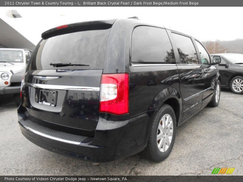 Brilliant Black Crystal Pearl / Dark Frost Beige/Medium Frost Beige 2011 Chrysler Town & Country Touring - L