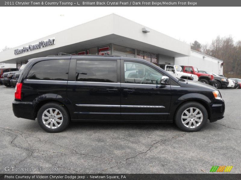 Brilliant Black Crystal Pearl / Dark Frost Beige/Medium Frost Beige 2011 Chrysler Town & Country Touring - L