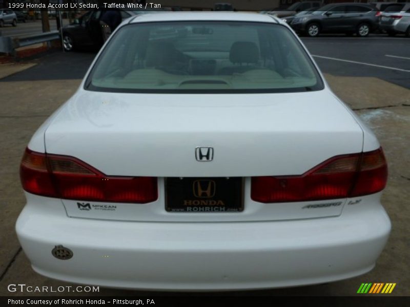 Taffeta White / Tan 1999 Honda Accord LX Sedan