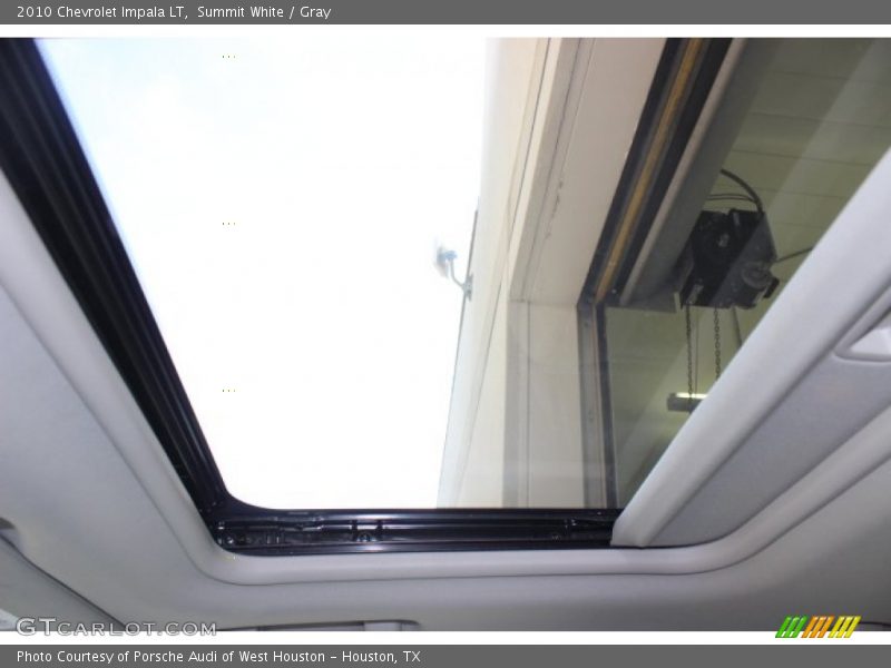Summit White / Gray 2010 Chevrolet Impala LT