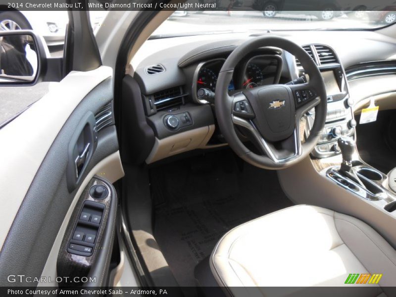 White Diamond Tricoat / Cocoa/Light Neutral 2014 Chevrolet Malibu LT