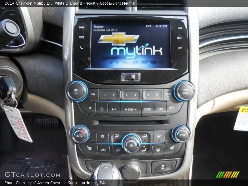 White Diamond Tricoat / Cocoa/Light Neutral 2014 Chevrolet Malibu LT
