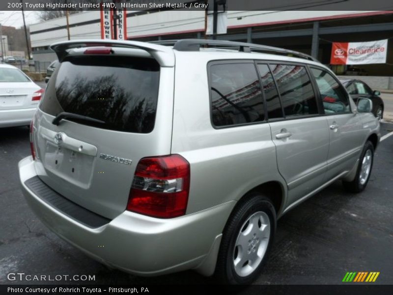 Millenium Silver Metallic / Gray 2005 Toyota Highlander Limited 4WD
