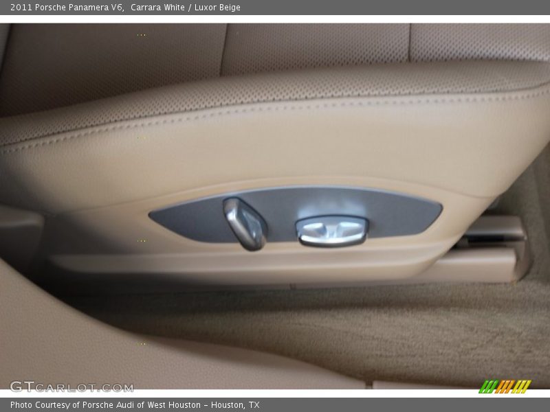 Carrara White / Luxor Beige 2011 Porsche Panamera V6