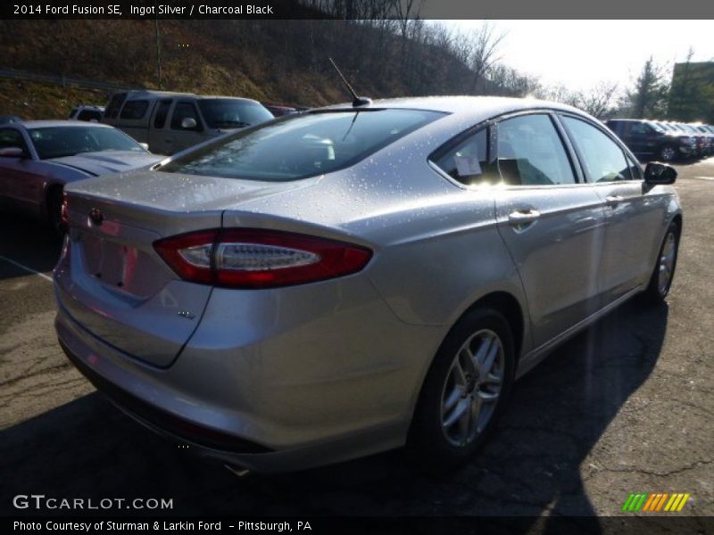 Ingot Silver / Charcoal Black 2014 Ford Fusion SE