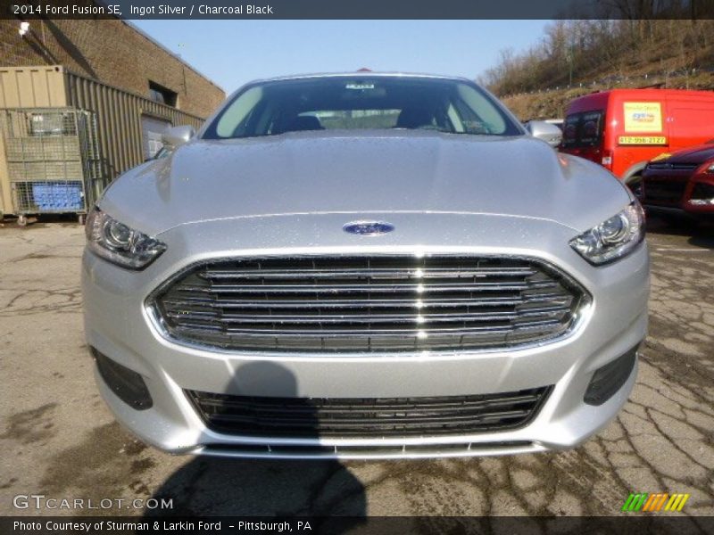 Ingot Silver / Charcoal Black 2014 Ford Fusion SE