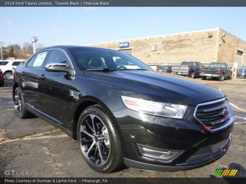 Tuxedo Black / Charcoal Black 2014 Ford Taurus Limited