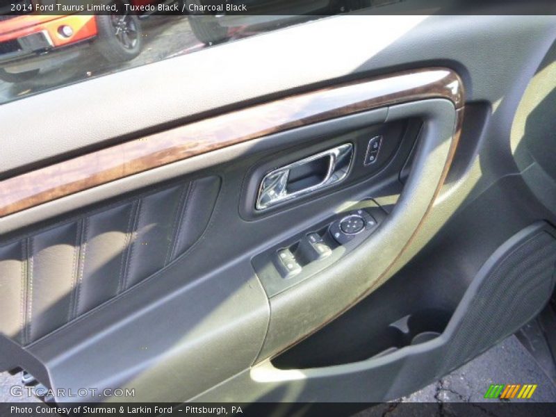 Tuxedo Black / Charcoal Black 2014 Ford Taurus Limited