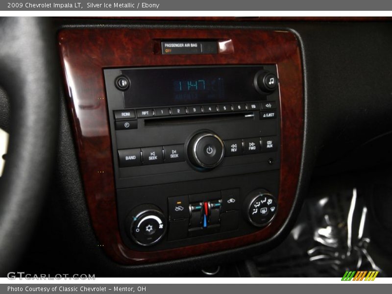Silver Ice Metallic / Ebony 2009 Chevrolet Impala LT
