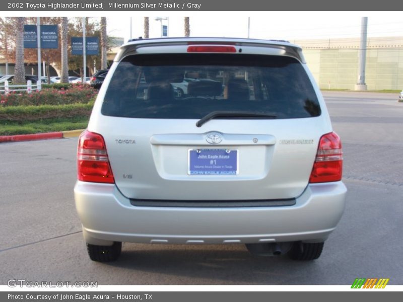 Millennium Silver Metallic / Gray 2002 Toyota Highlander Limited