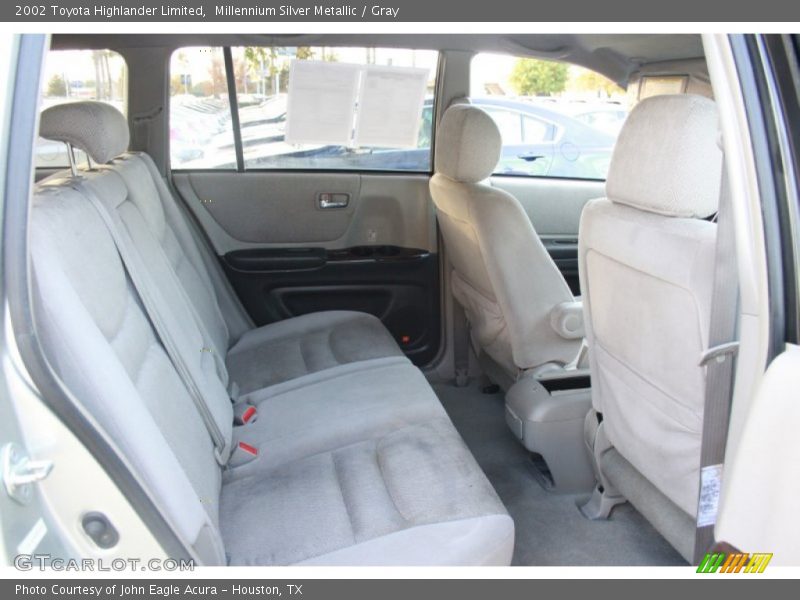 Millennium Silver Metallic / Gray 2002 Toyota Highlander Limited