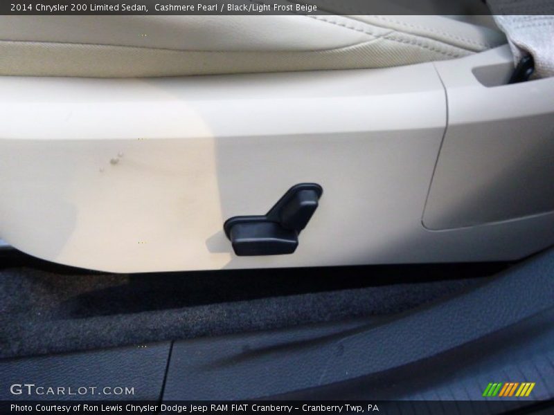 Cashmere Pearl / Black/Light Frost Beige 2014 Chrysler 200 Limited Sedan