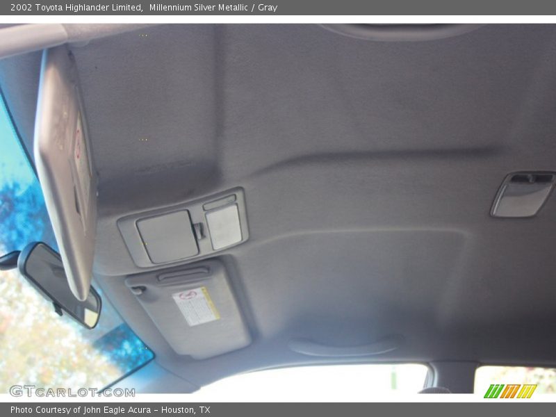 Millennium Silver Metallic / Gray 2002 Toyota Highlander Limited