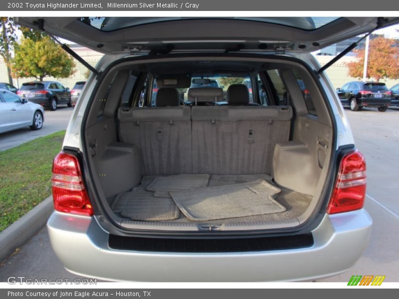 Millennium Silver Metallic / Gray 2002 Toyota Highlander Limited