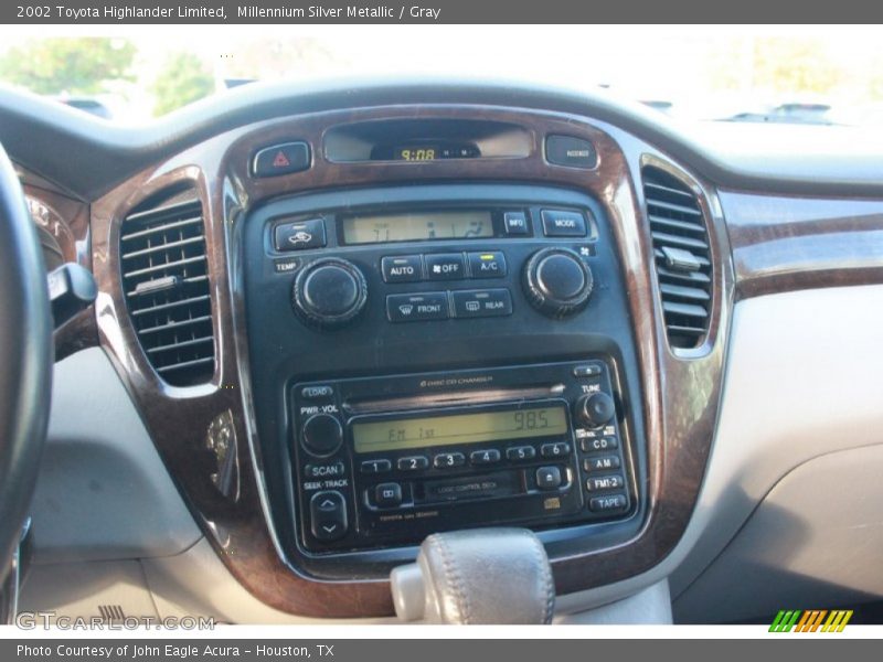 Millennium Silver Metallic / Gray 2002 Toyota Highlander Limited