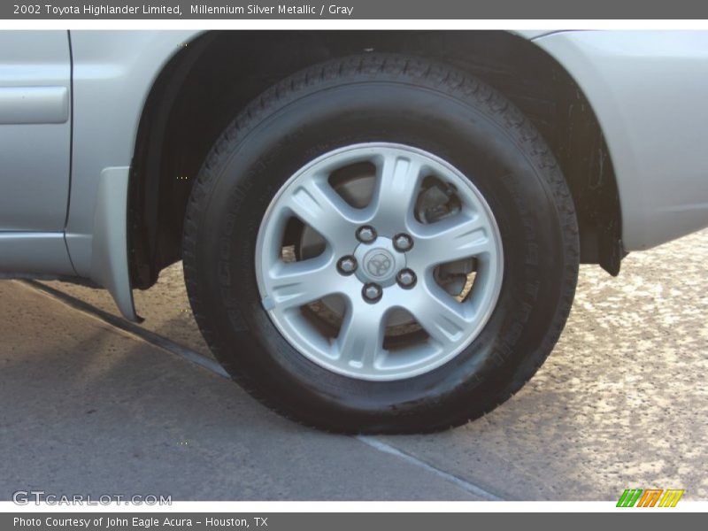 Millennium Silver Metallic / Gray 2002 Toyota Highlander Limited