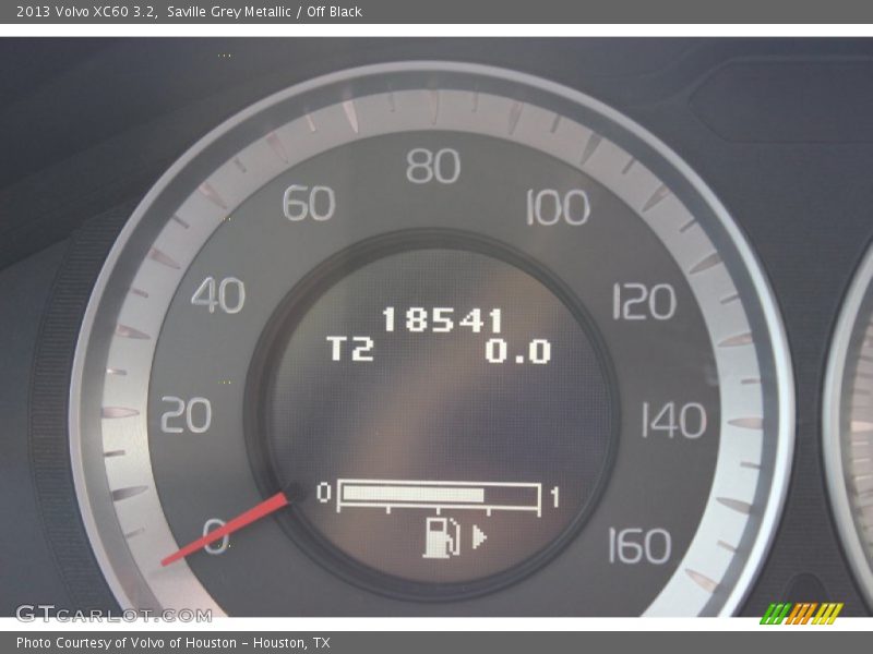 Saville Grey Metallic / Off Black 2013 Volvo XC60 3.2
