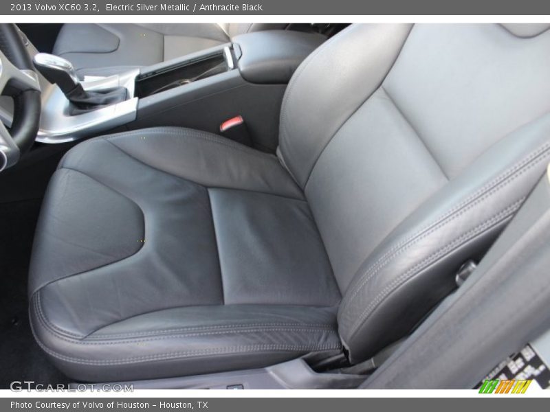 Electric Silver Metallic / Anthracite Black 2013 Volvo XC60 3.2