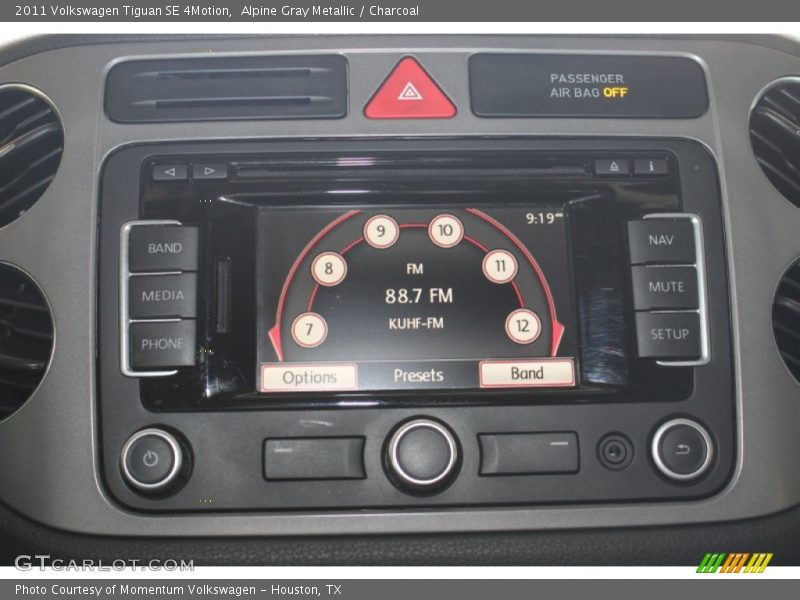 Alpine Gray Metallic / Charcoal 2011 Volkswagen Tiguan SE 4Motion