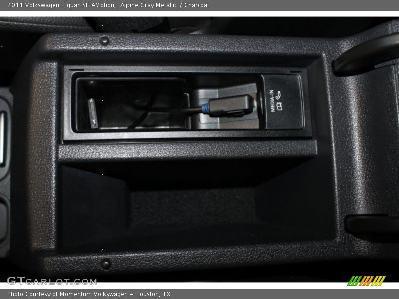 Alpine Gray Metallic / Charcoal 2011 Volkswagen Tiguan SE 4Motion