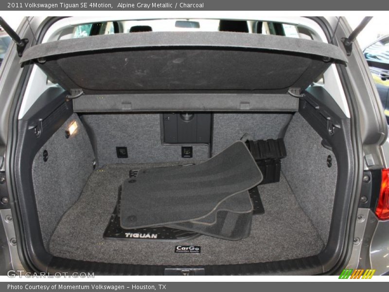 Alpine Gray Metallic / Charcoal 2011 Volkswagen Tiguan SE 4Motion