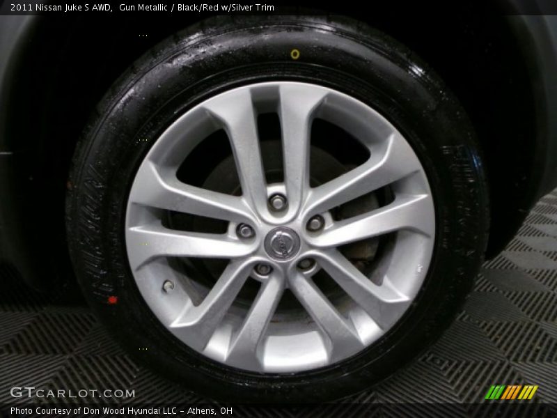 Gun Metallic / Black/Red w/Silver Trim 2011 Nissan Juke S AWD