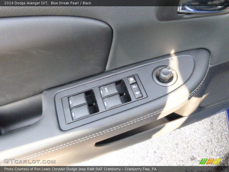 Blue Streak Pearl / Black 2014 Dodge Avenger SXT